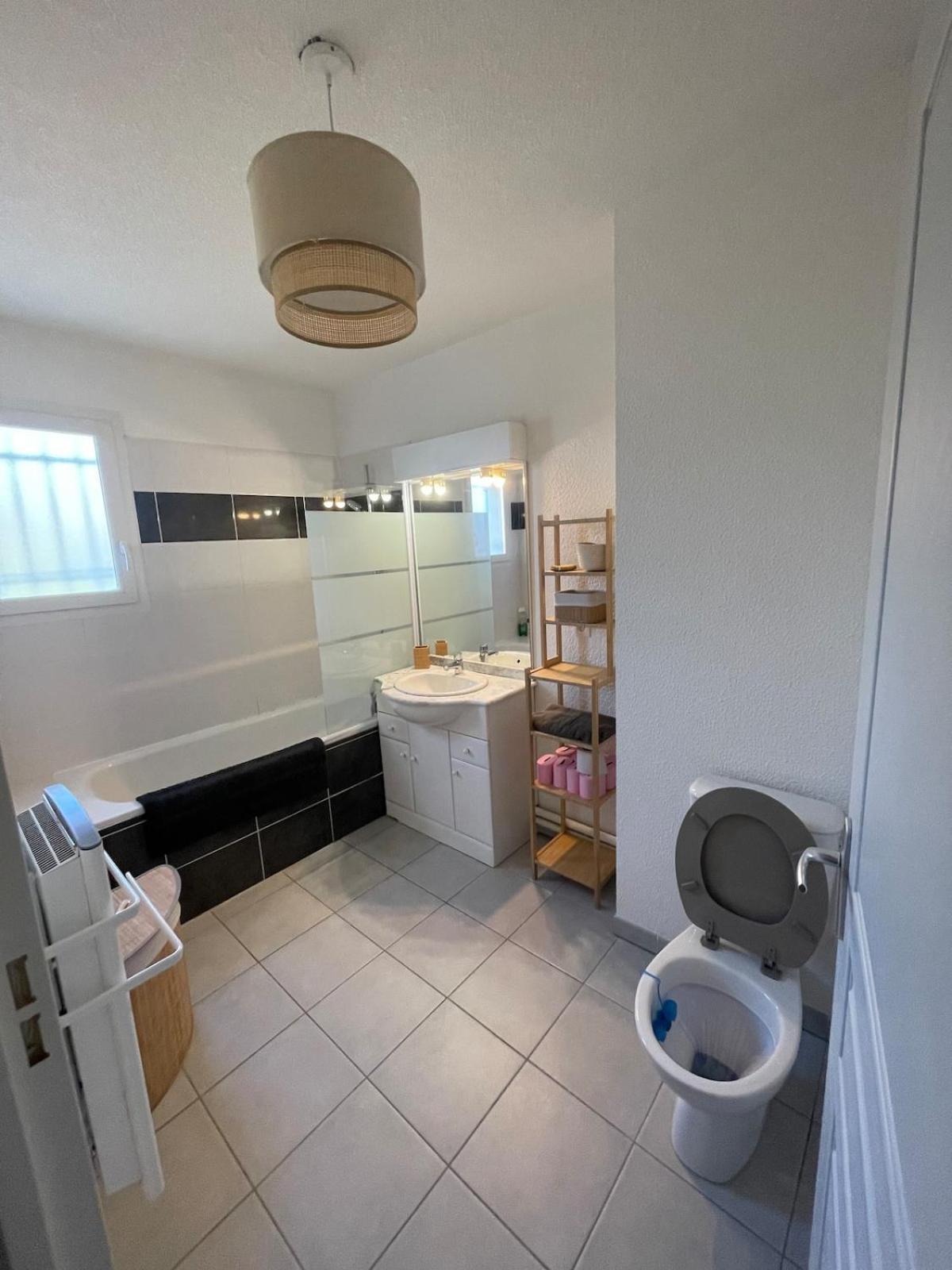 Appartement Cosy Avec Balcon Mont-de-Marsan Luaran gambar